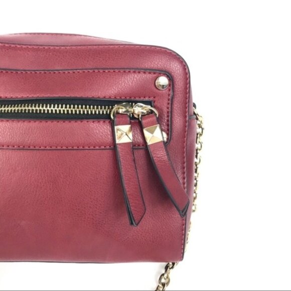Crimson Crossbody Bag - Picture 5 of 6